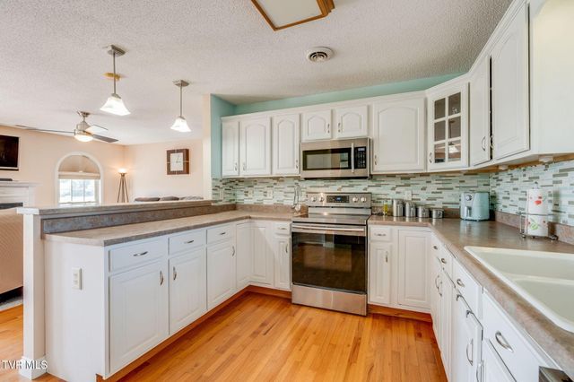 136 Mystic Lane, Jonesborough, TN 37659