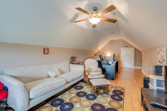 136 Mystic Lane, Jonesborough, TN 37659