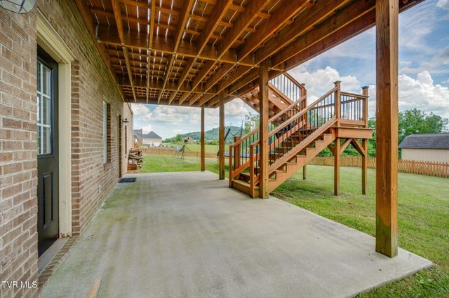 136 Mystic Lane, Jonesborough, TN 37659