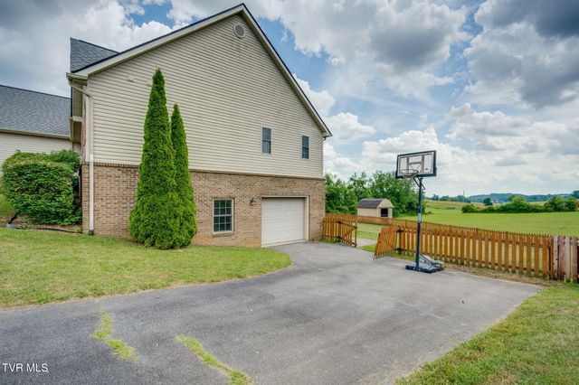136 Mystic Lane, Jonesborough, TN 37659