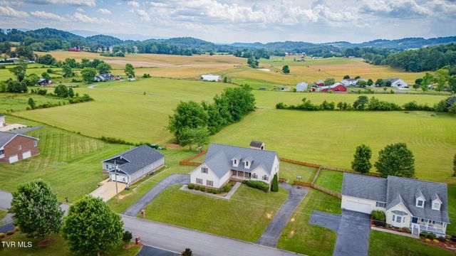 136 Mystic Lane, Jonesborough, TN 37659