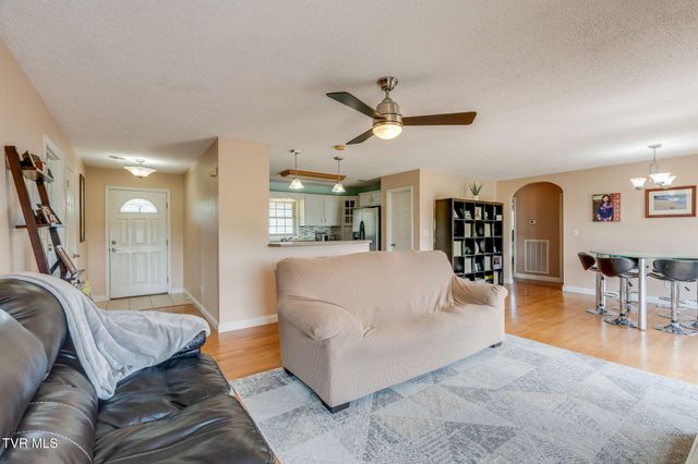 136 Mystic Lane, Jonesborough, TN 37659