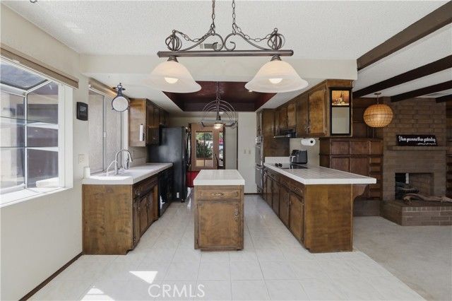 17652 Calle Del Corral, Riverside, CA 92504