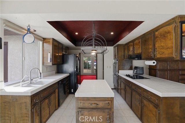 17652 Calle Del Corral, Riverside, CA 92504
