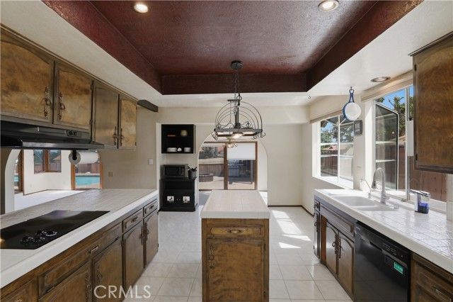 17652 Calle Del Corral, Riverside, CA 92504