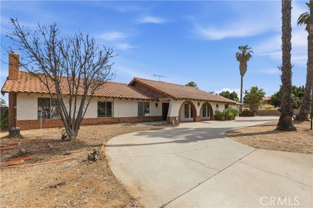 17652 Calle Del Corral, Riverside, CA 92504
