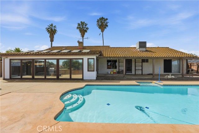 17652 Calle Del Corral, Riverside, CA 92504