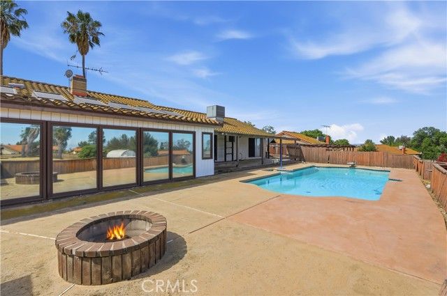 17652 Calle Del Corral, Riverside, CA 92504