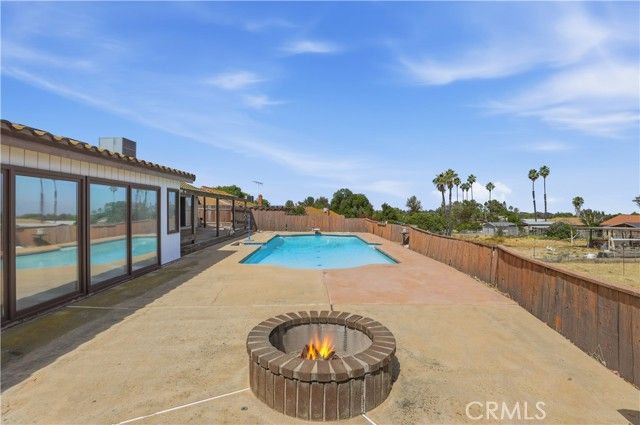 17652 Calle Del Corral, Riverside, CA 92504