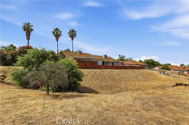 17652 Calle Del Corral, Riverside, CA 92504