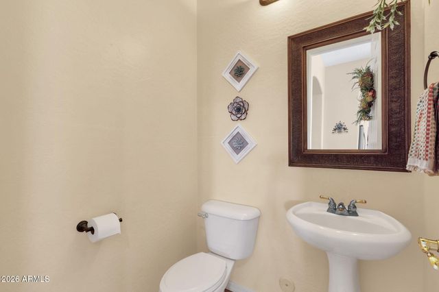 5610 N LYLE Court, Litchfield Park, AZ 85340