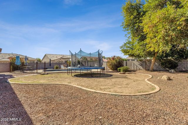 5610 N LYLE Court, Litchfield Park, AZ 85340
