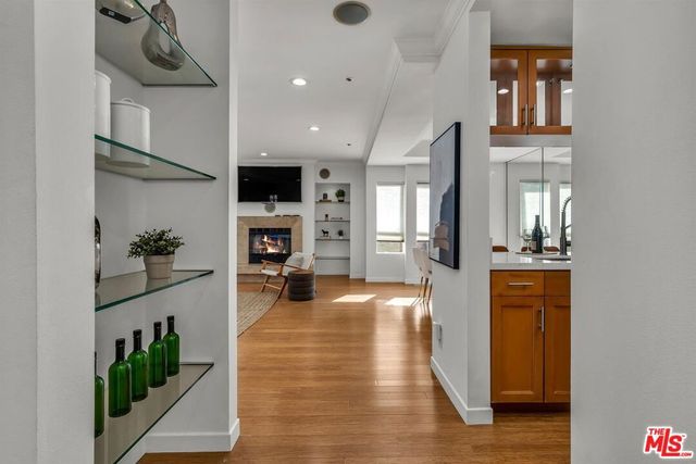 10664 Wilkins Avenue 202, Los Angeles, CA 90024