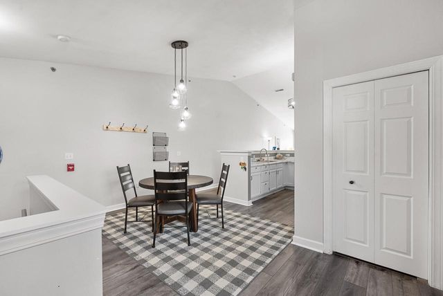 S77W19351 Lakewood DRIVE, Muskego, WI 53150