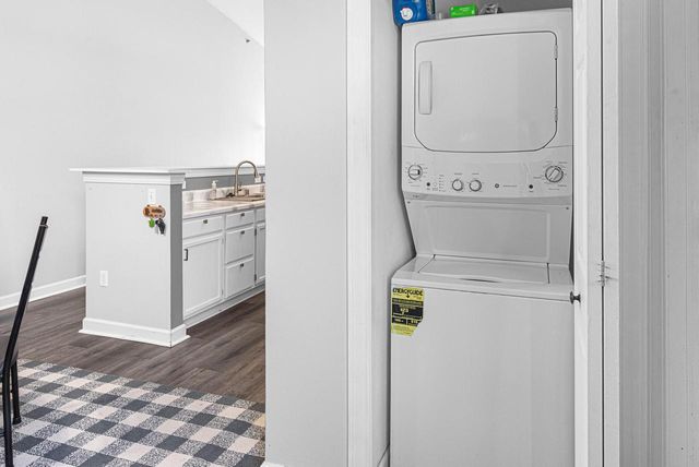 S77W19351 Lakewood DRIVE, Muskego, WI 53150