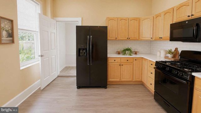 292 SPRING ST, Trenton, NJ 08618