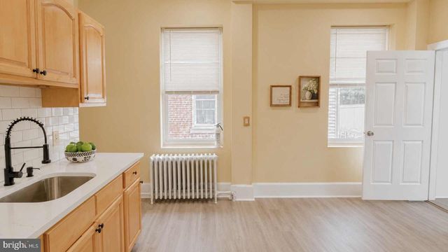 292 SPRING ST, Trenton, NJ 08618