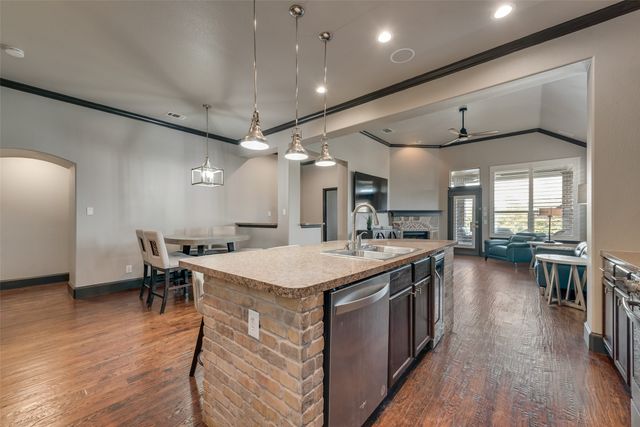 682 Cannon Drive, Fate, TX 75087