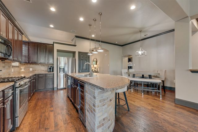 682 Cannon Drive, Fate, TX 75087