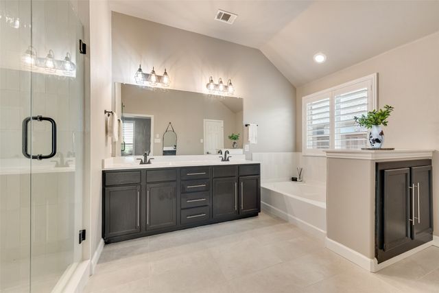 682 Cannon Drive, Fate, TX 75087