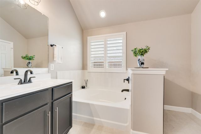 682 Cannon Drive, Fate, TX 75087