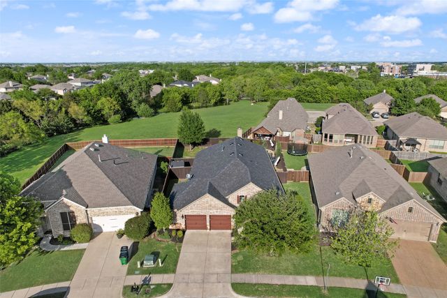 682 Cannon Drive, Fate, TX 75087