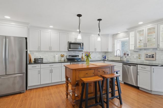 18 Boulder Brook Dr Unit 5, Exeter, NH 03833