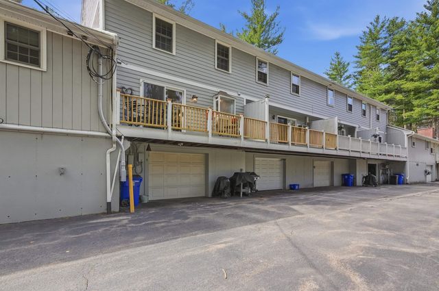 18 Boulder Brook Dr Unit 5, Exeter, NH 03833