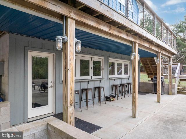 512 DECKER VALLEY RD, Spring Mills, PA 16875