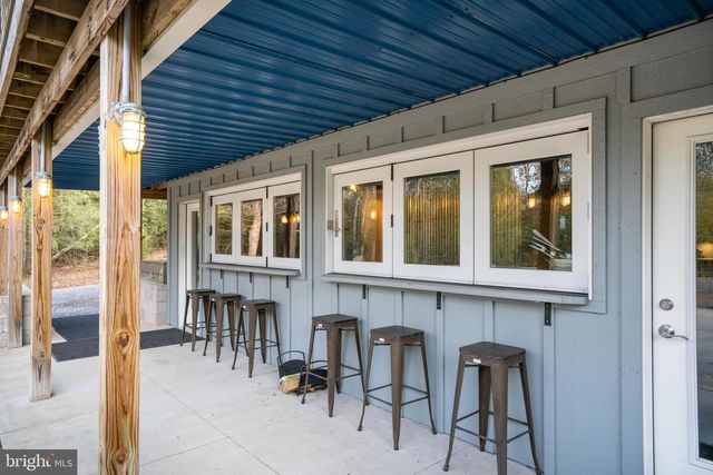 512 DECKER VALLEY RD, Spring Mills, PA 16875