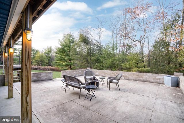 512 DECKER VALLEY RD, Spring Mills, PA 16875