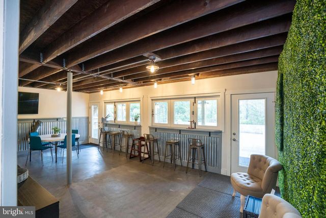 512 DECKER VALLEY RD, Spring Mills, PA 16875