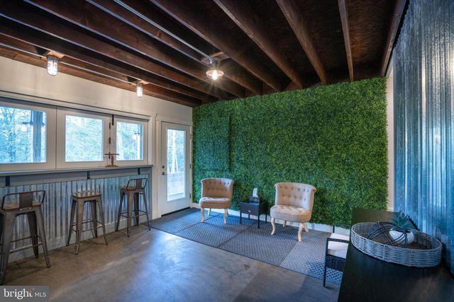 512 DECKER VALLEY RD, Spring Mills, PA 16875