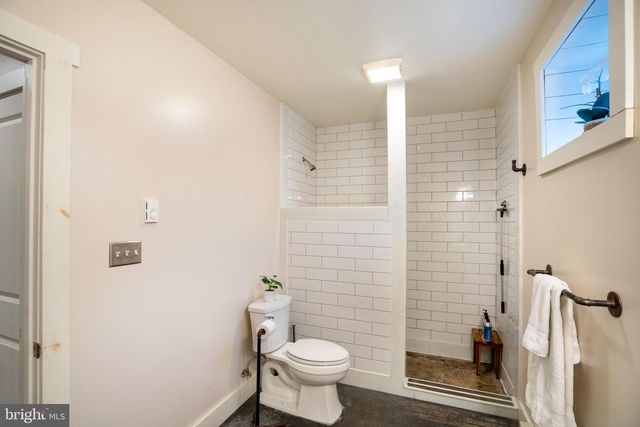 512 DECKER VALLEY RD, Spring Mills, PA 16875