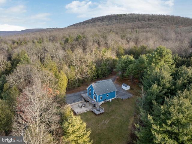 512 DECKER VALLEY RD, Spring Mills, PA 16875