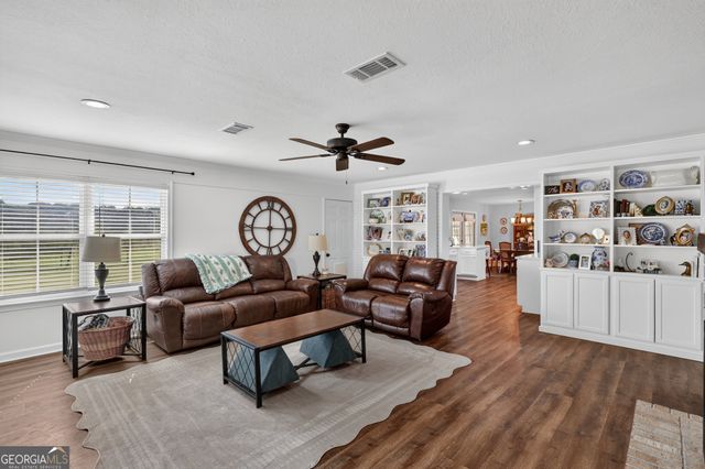 615 Pinewood Drive, Brooklet, GA 30415