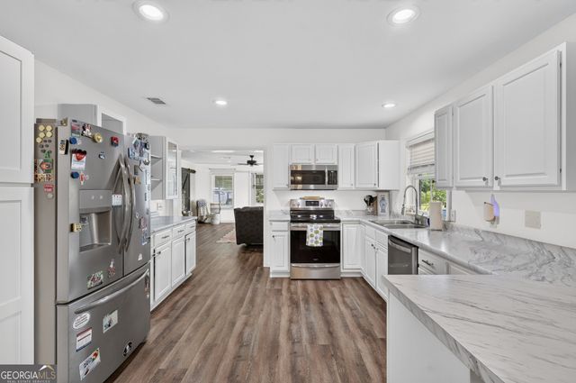 615 Pinewood Drive, Brooklet, GA 30415