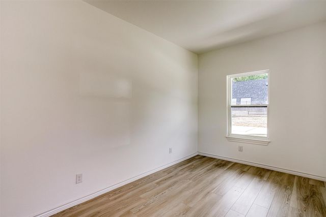 3815 Silver Creek Court, Granbury, TX 76048