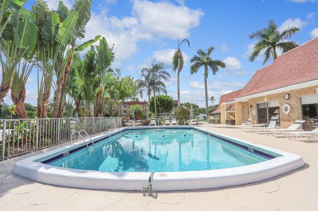 5540 Tamberlane Circle 118, Palm Beach Gardens, FL 33418