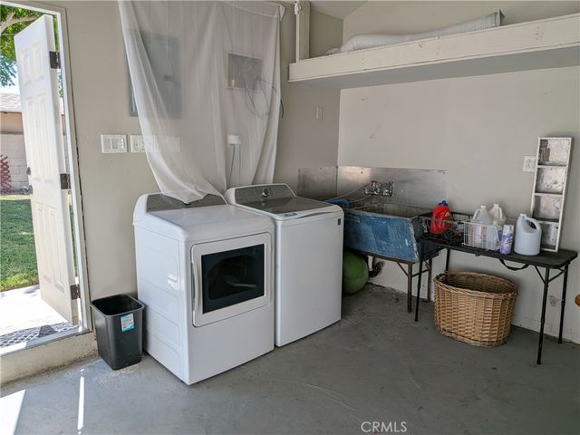 1511 N Rose, Burbank, CA 91505