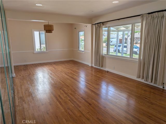 1511 N Rose, Burbank, CA 91505