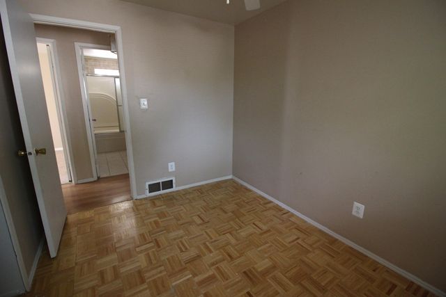 30771 Halecreek Street, Romulus, MI 48174