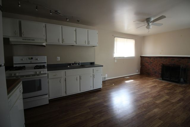 30771 Halecreek Street, Romulus, MI 48174