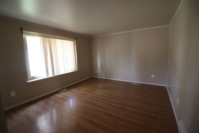 30771 Halecreek Street, Romulus, MI 48174