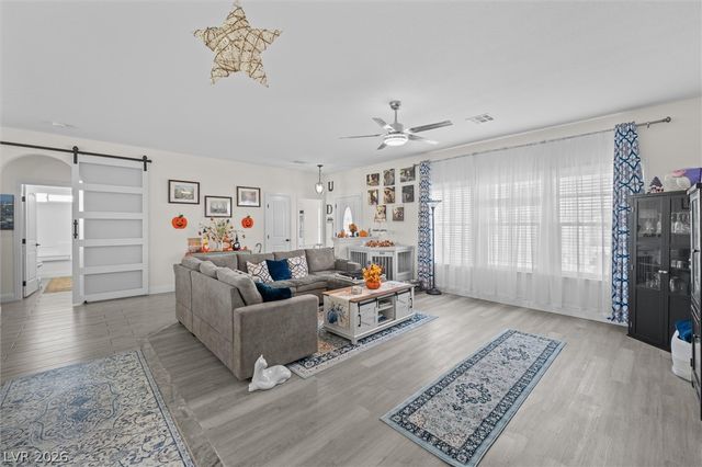 4621 Honey Locust Drive, Pahrump, NV 89061