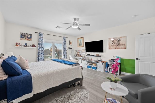 4621 Honey Locust Drive, Pahrump, NV 89061