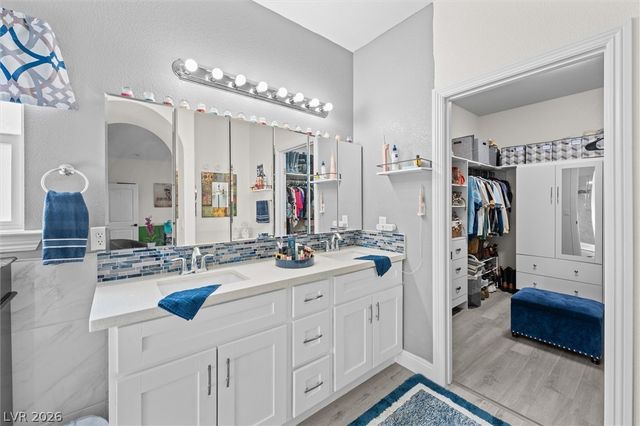 4621 Honey Locust Drive, Pahrump, NV 89061