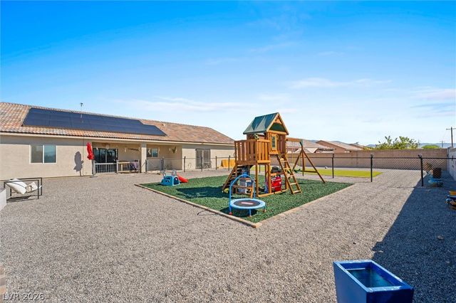 4621 Honey Locust Drive, Pahrump, NV 89061
