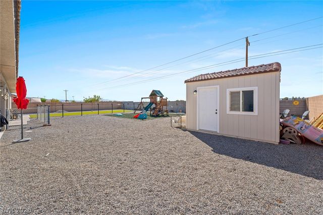 4621 Honey Locust Drive, Pahrump, NV 89061