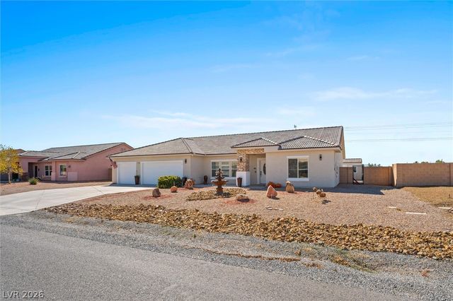 4621 Honey Locust Drive, Pahrump, NV 89061